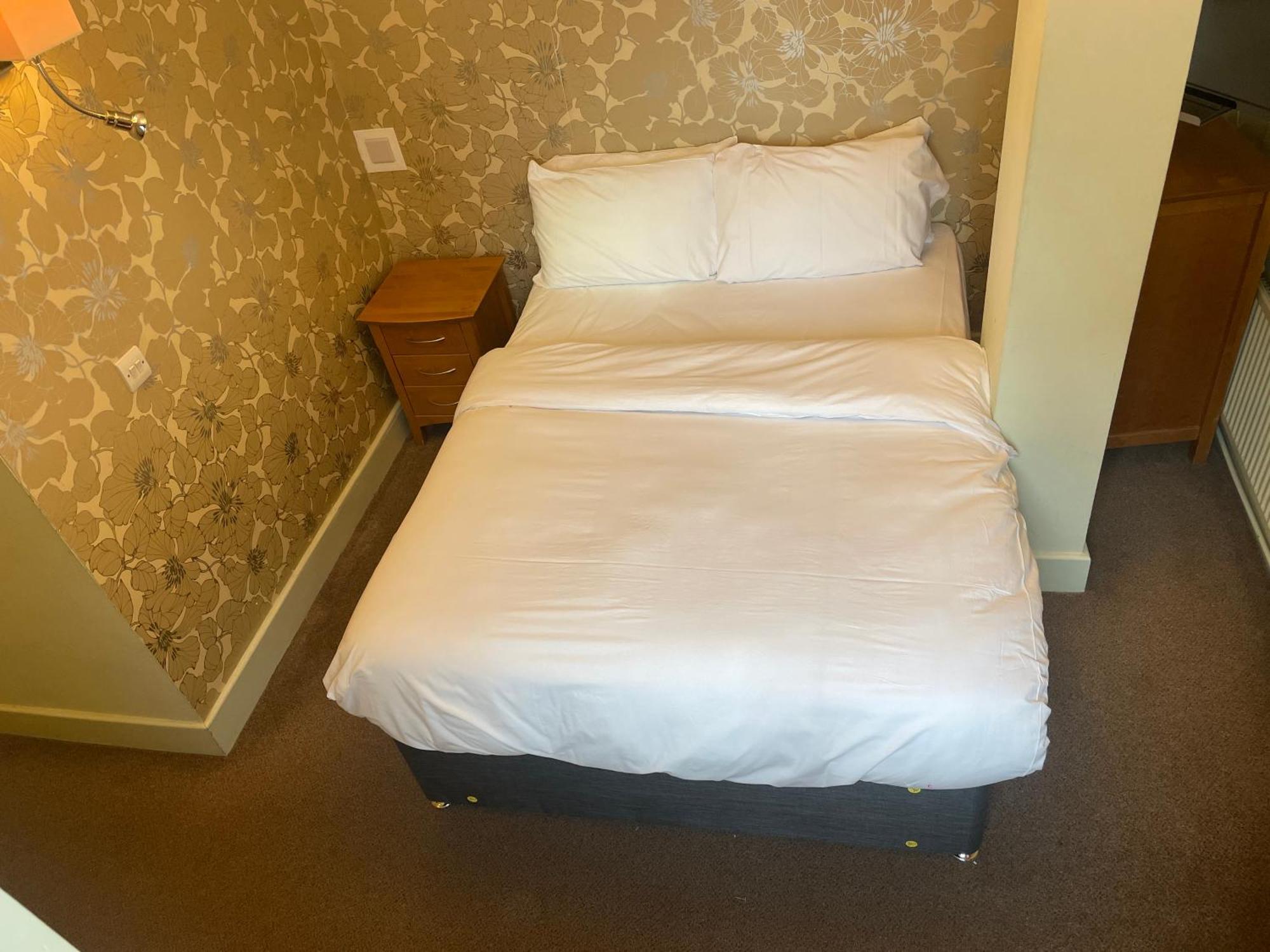 Hotel 1843 Reading Ngoại thất bức ảnh